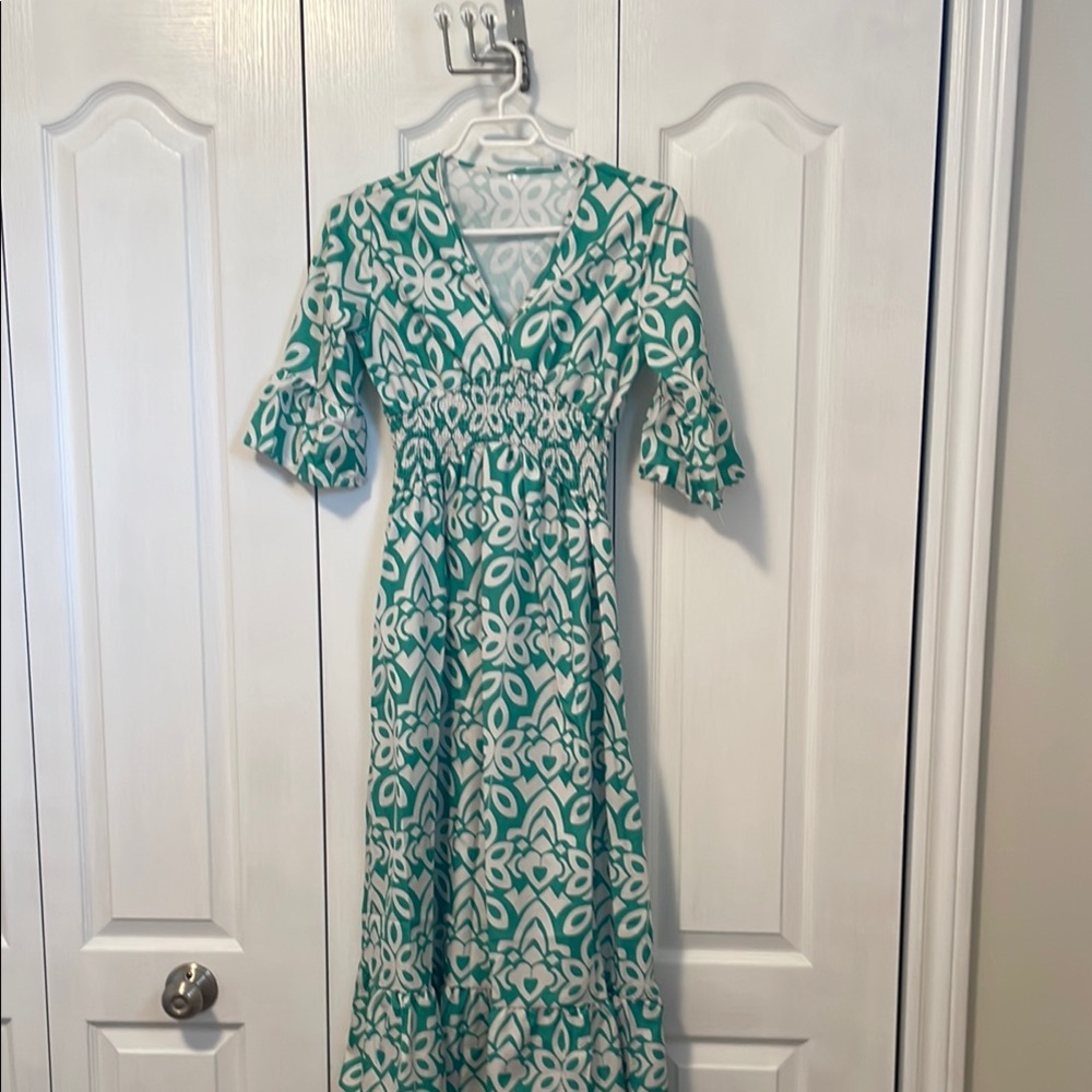 Green and White Bell Sleeve Maxi Sundress